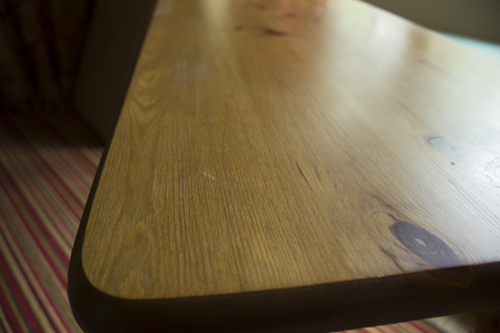 Pottery Barn Sofa Table