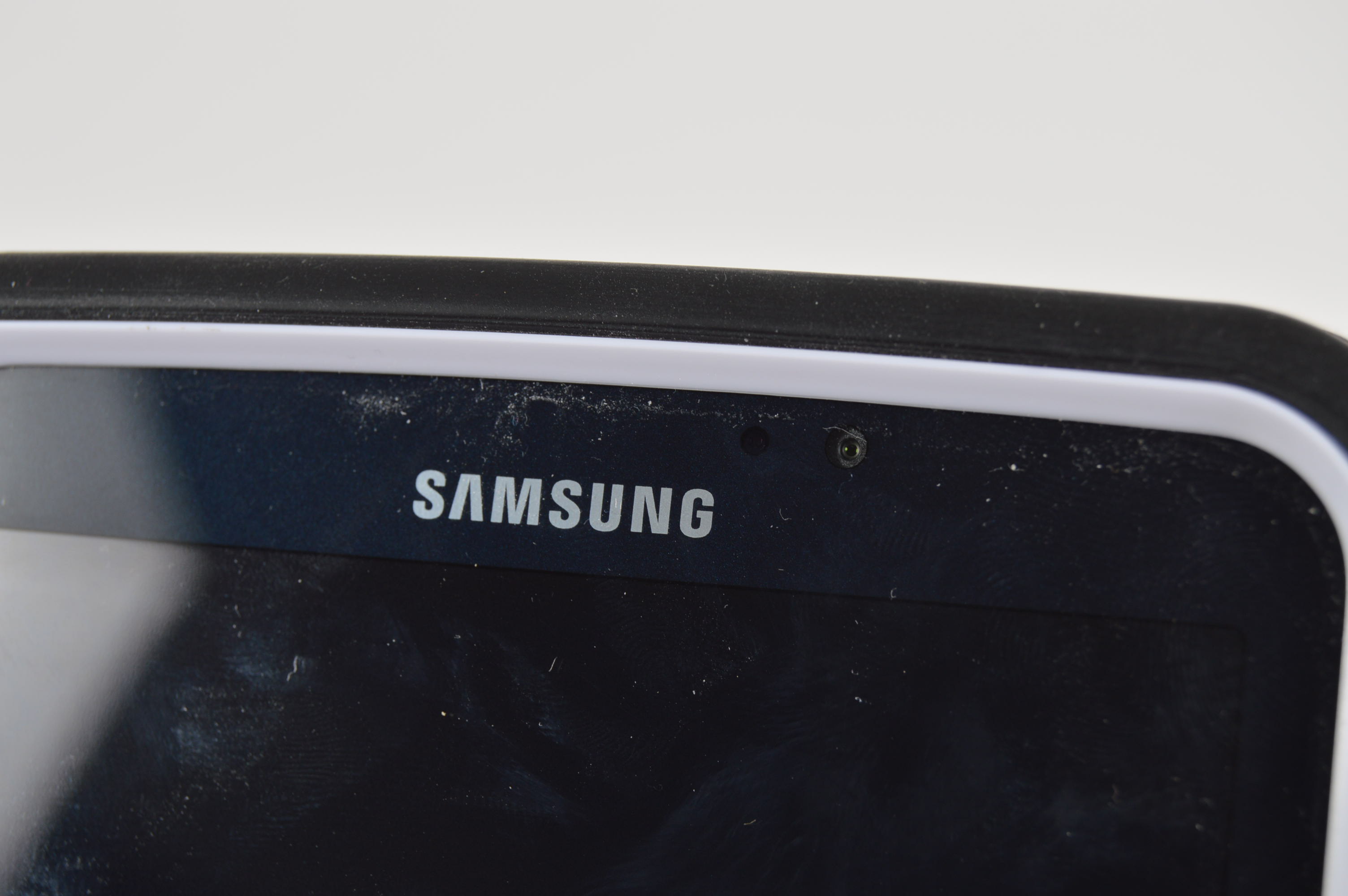 Samsung Galaxy SM 217A Tablet and Accessories