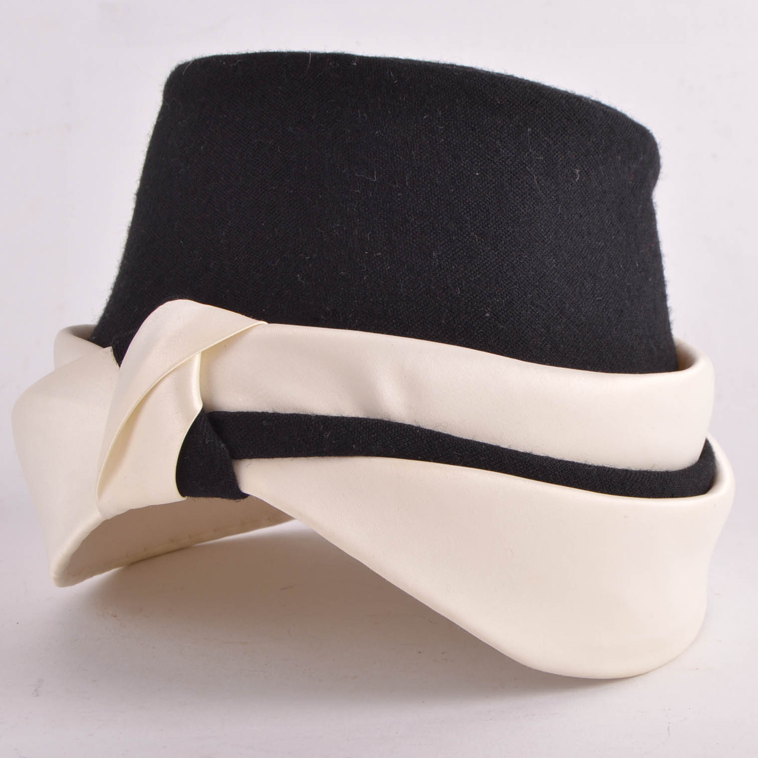 Women's Vintage Hats