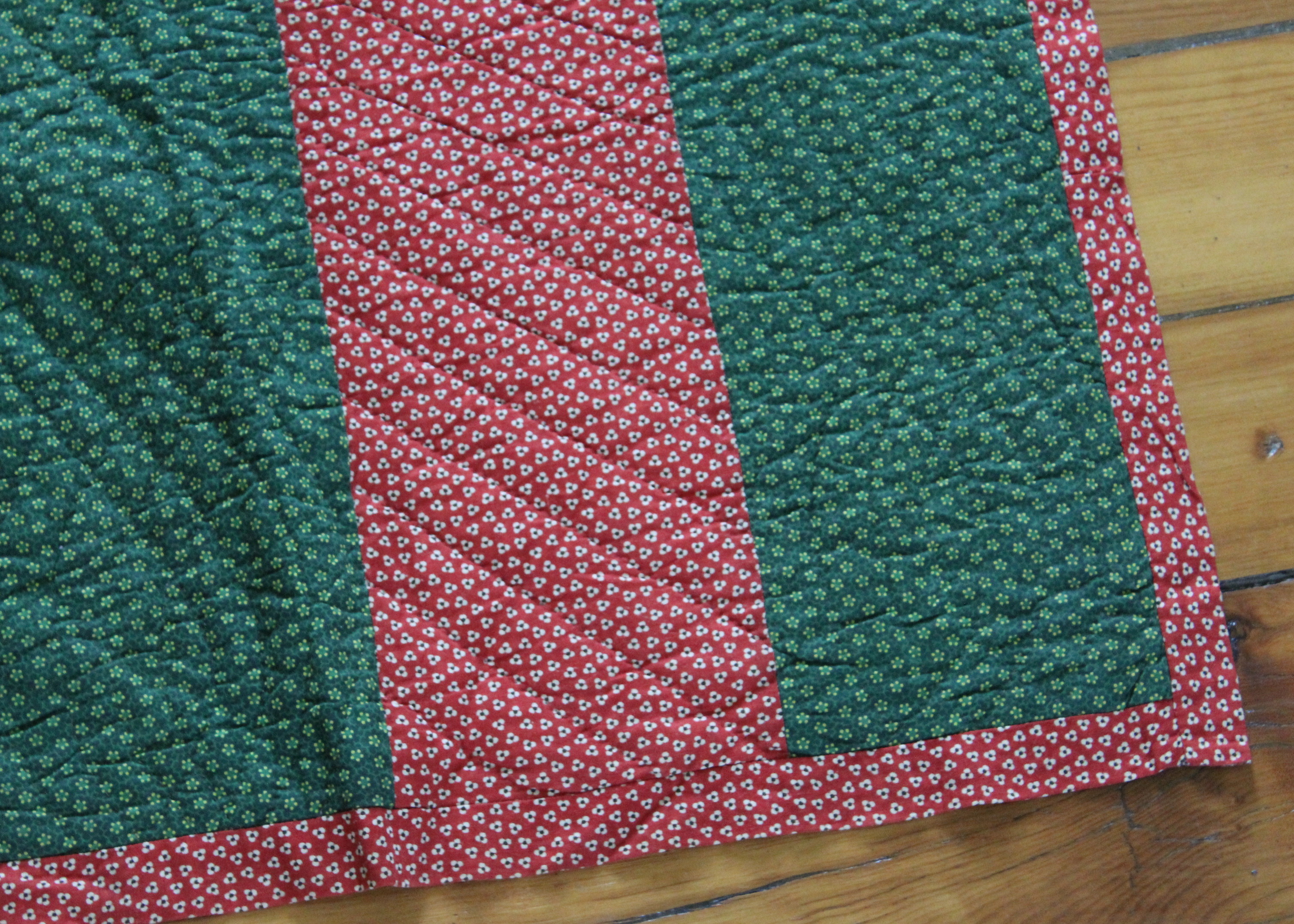 Vintage Coverlet With Cardinals