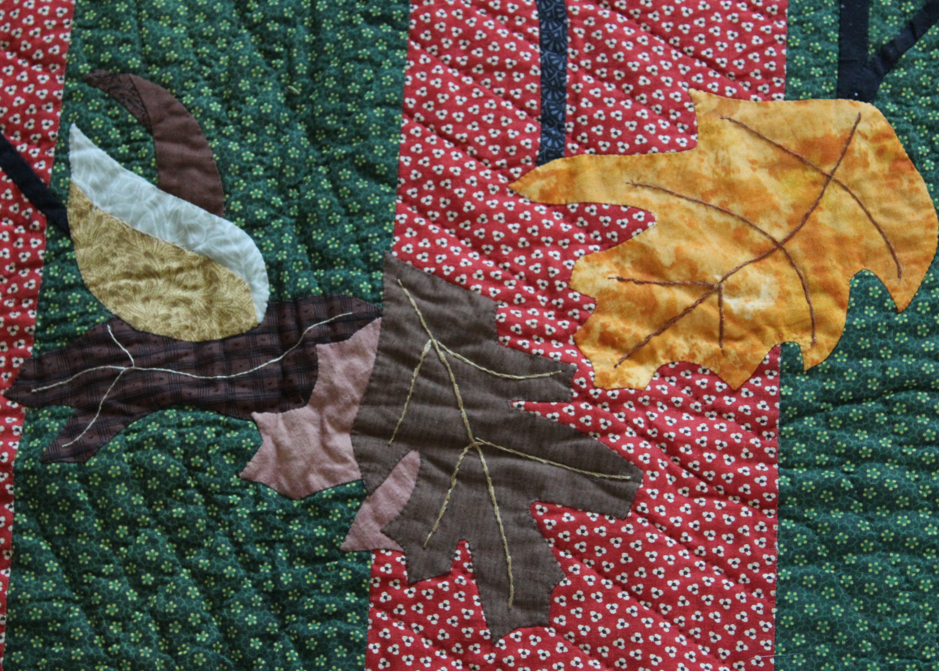 Vintage Coverlet With Cardinals