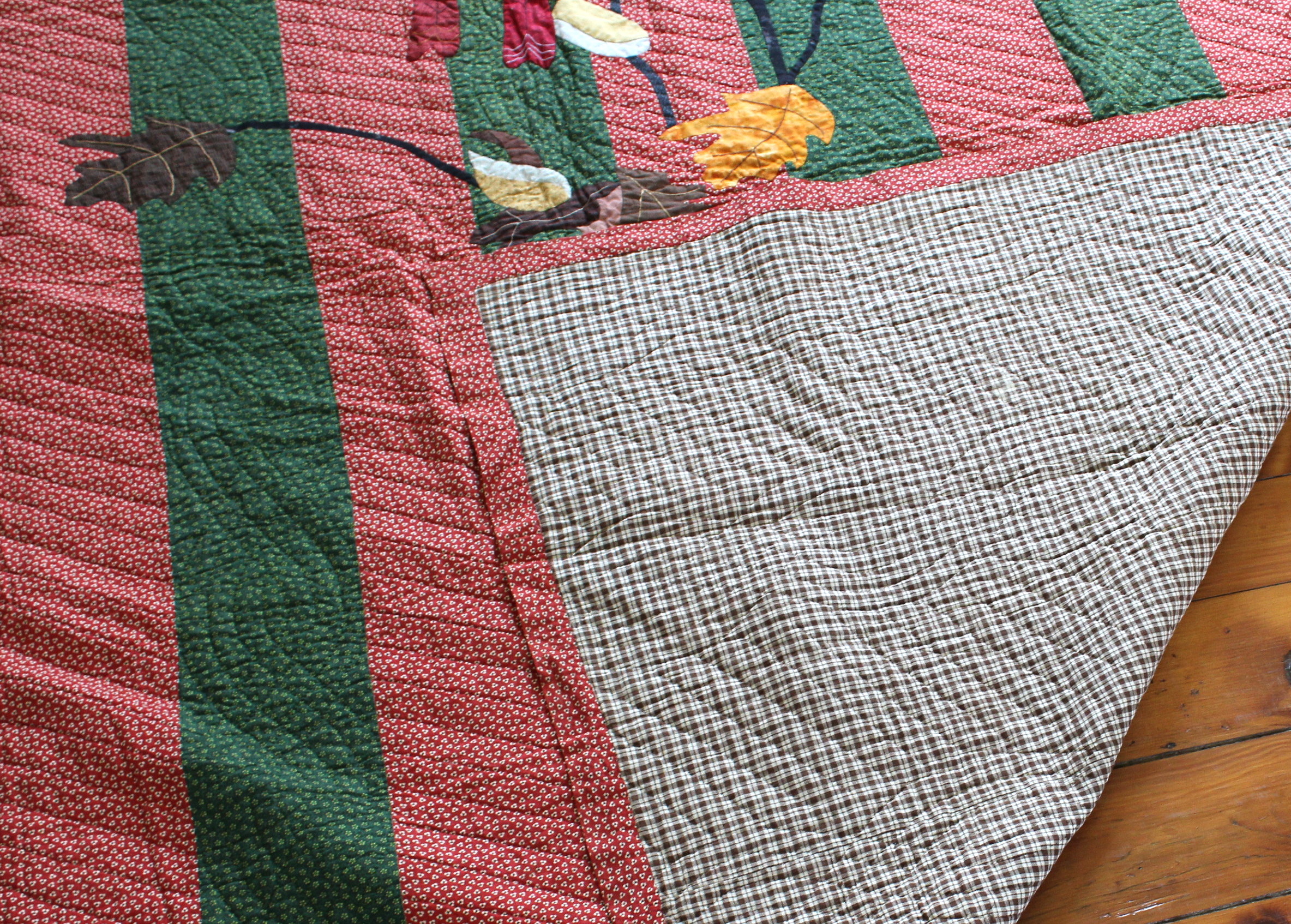 Vintage Coverlet With Cardinals