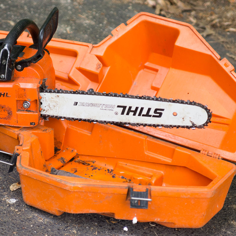 Stihl 001 AV Gas Powered Chainsaw with Case