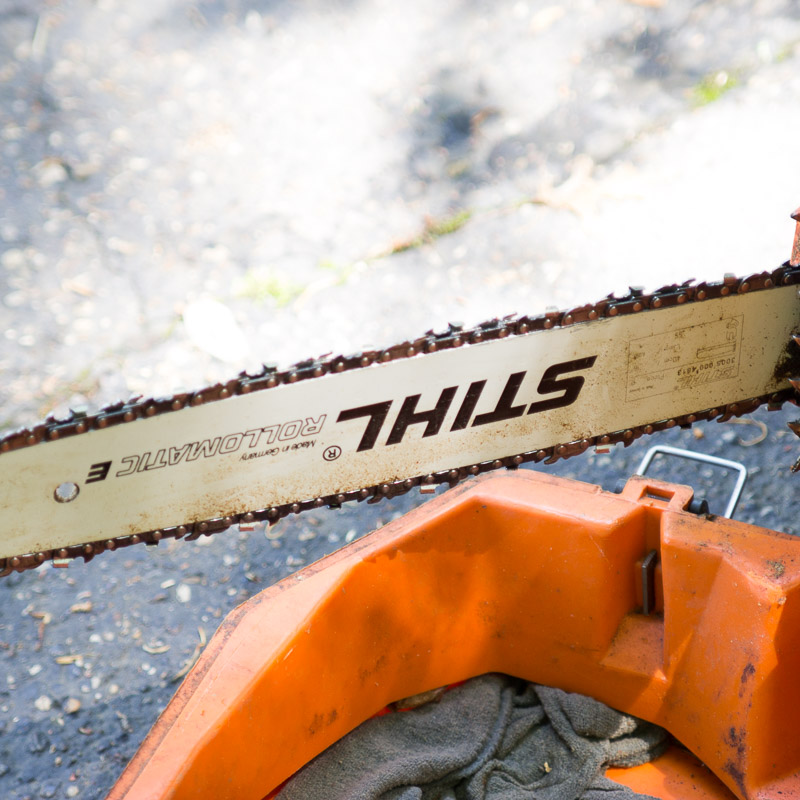 Stihl 001 AV Gas Powered Chainsaw with Case