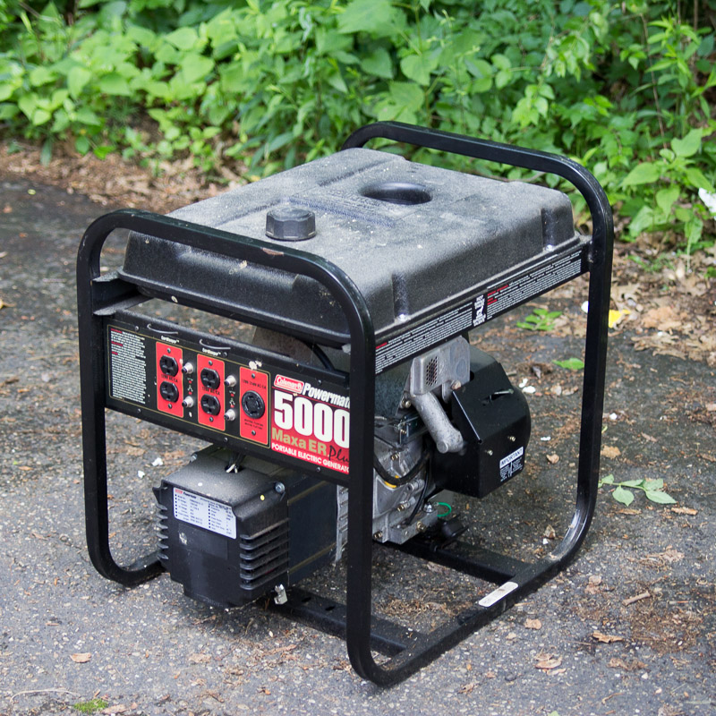Coleman Gas Powered Powermaster 5000 Watt Generator