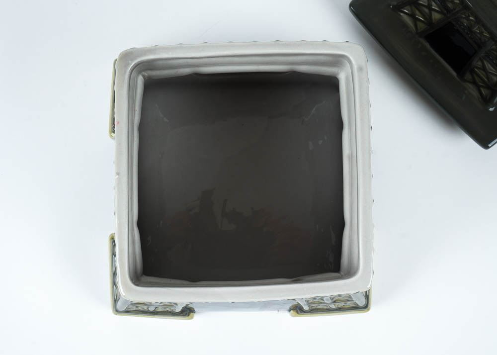 Treasure Craft Eiffel Tower Cookie Jar