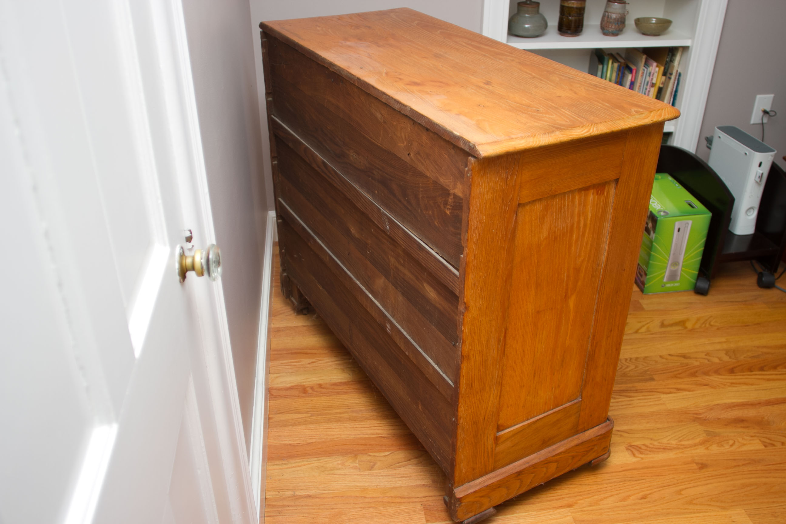 Antique Victorian Chest of Drawers