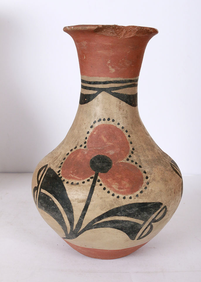 Lot of Vintage Mexican Pottery