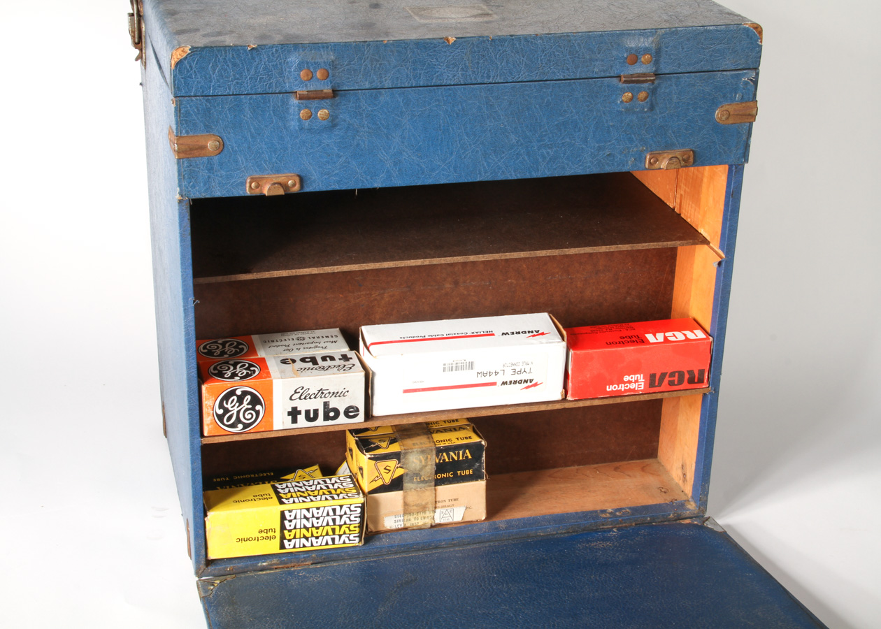 Electrical Tube Carrying Box With Tubes and Socket