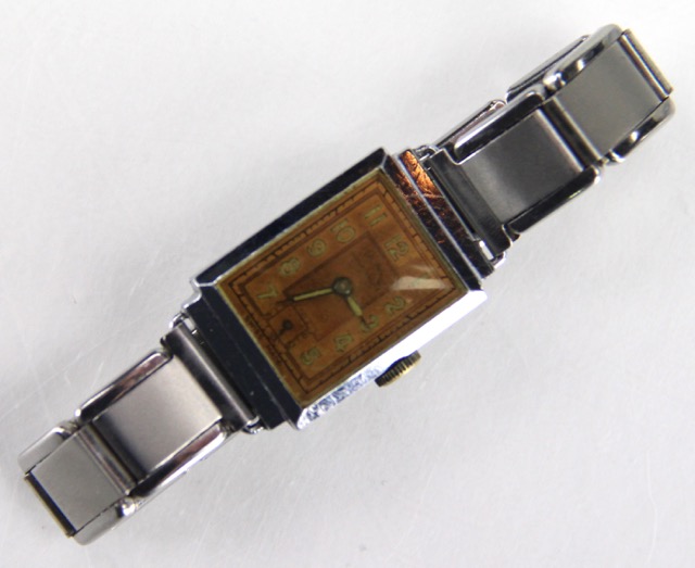 Trio of Vintage Silver Tone Metal Women's Watches