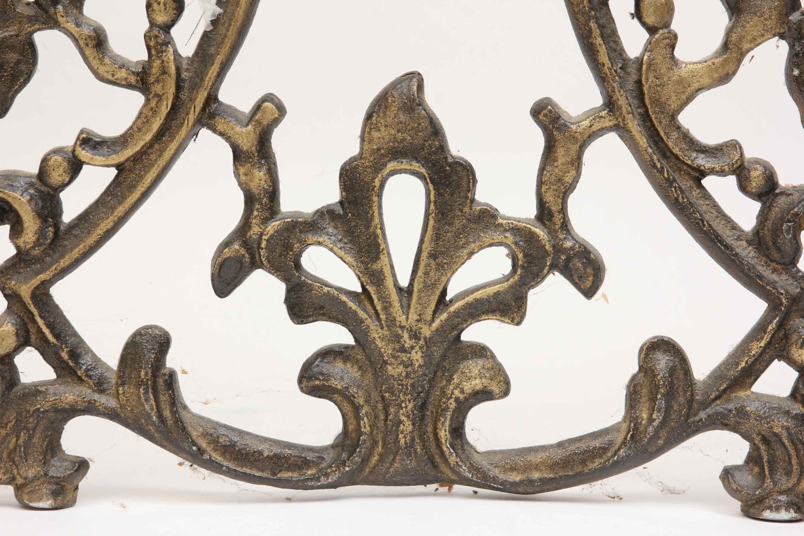 Cast Aluminum Fireplace Screen