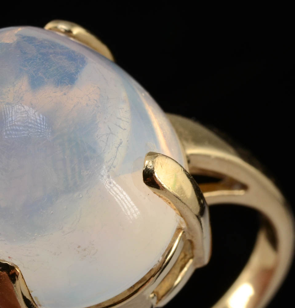 14K Yellow Gold Contra Luz Opal Ring