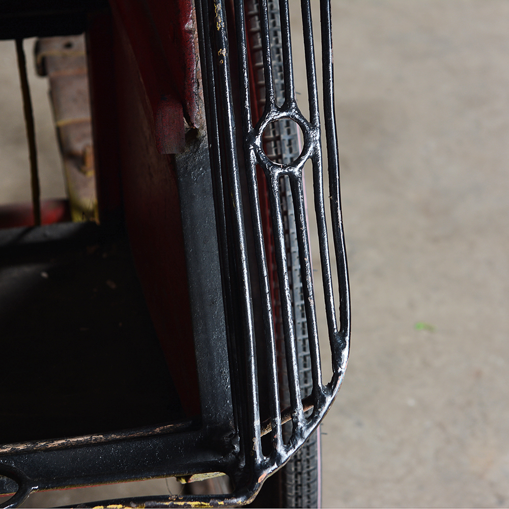 Vintage Reverse Pedal Indian Rickshaw Tricycle