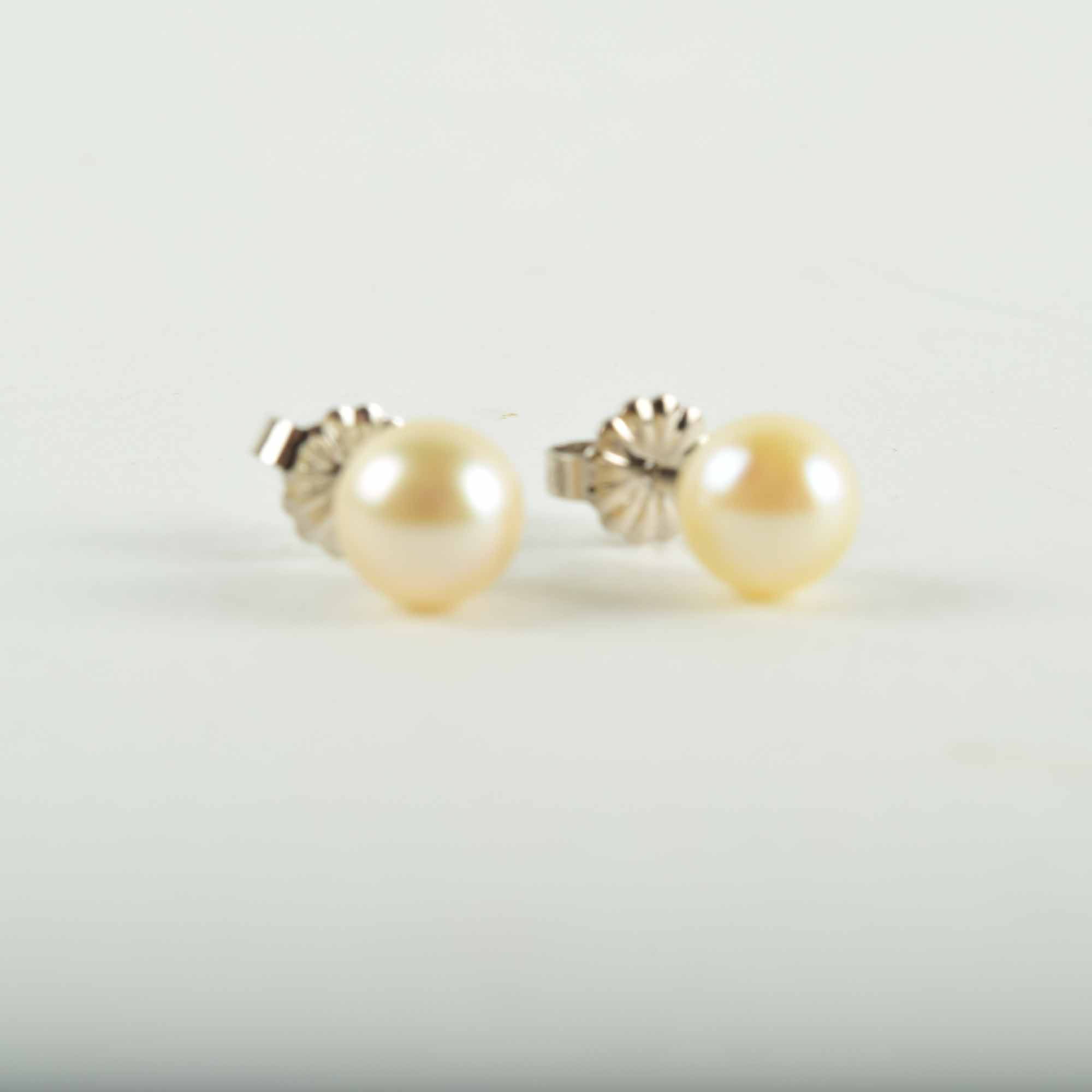 Pair of Women's 6.25 Cultured Pearl Earrings with 14K White Gold Posts