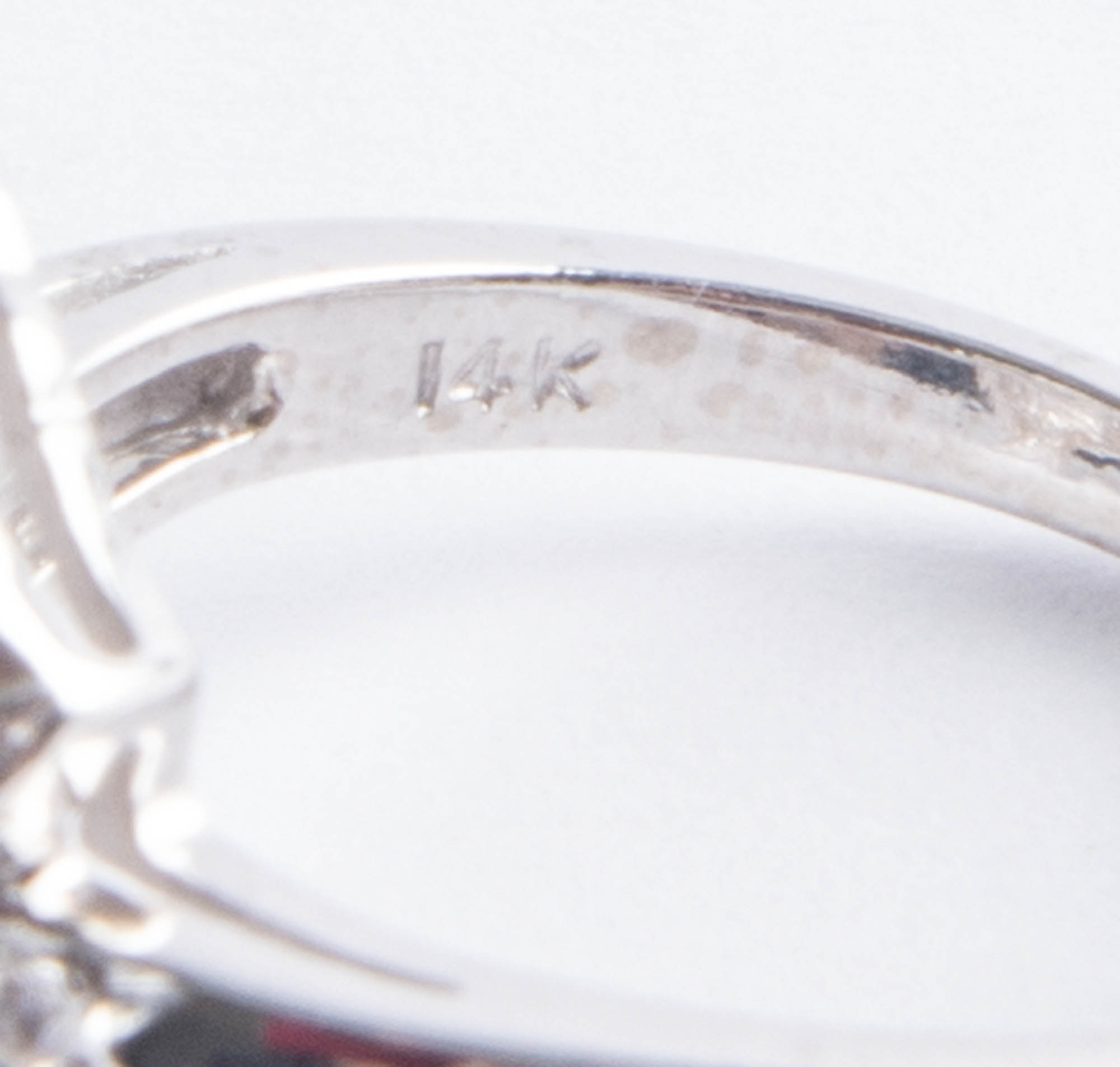 14K White Gold Diamond Ring