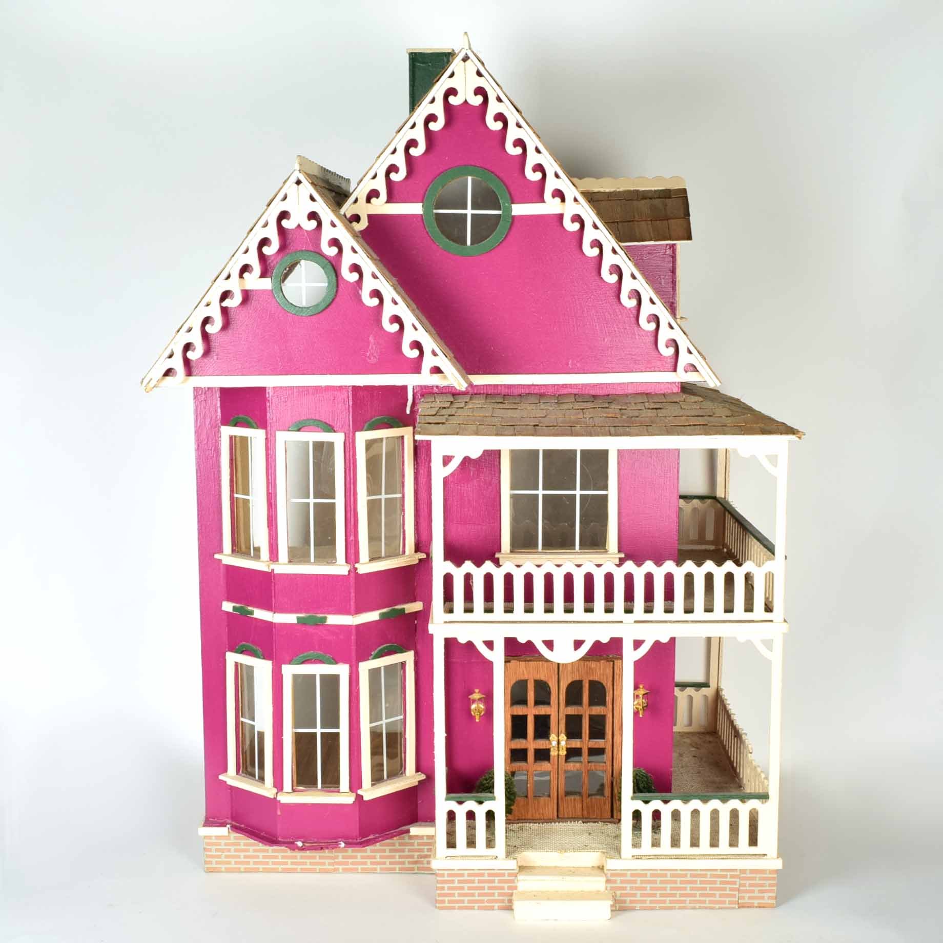 Victorian Style Electrified Dollhouse in Pink