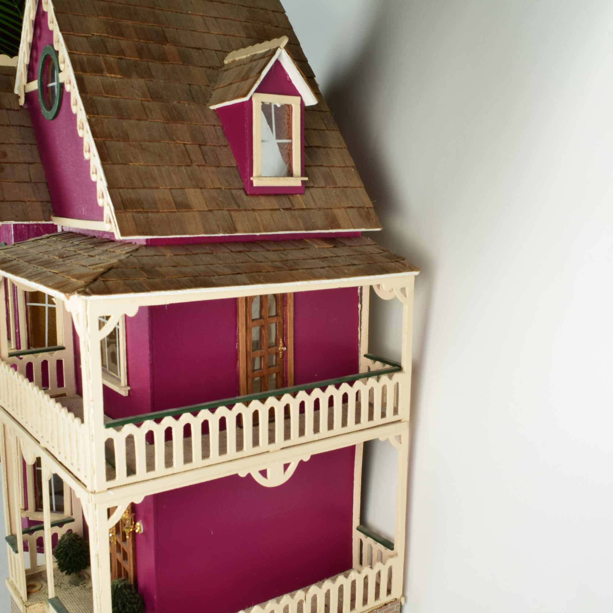 Victorian Style Electrified Dollhouse in Pink