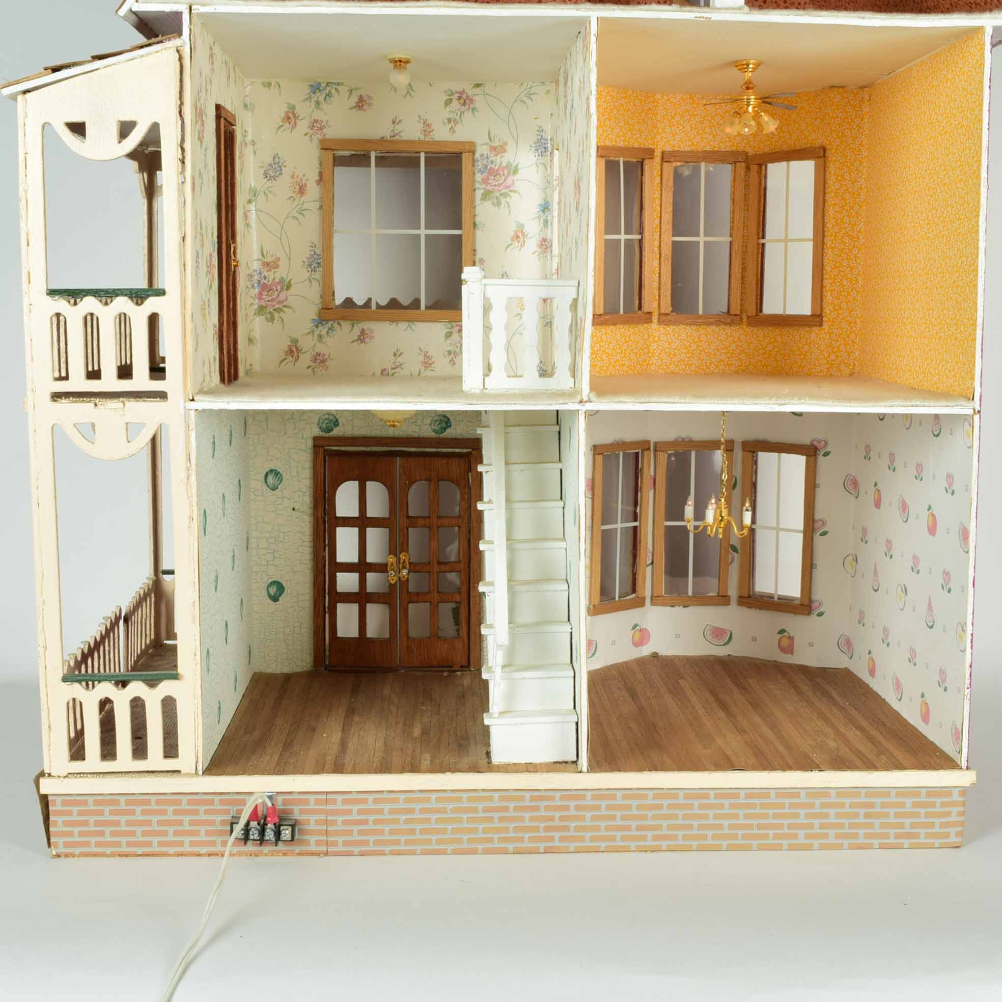 Victorian Style Electrified Dollhouse in Pink
