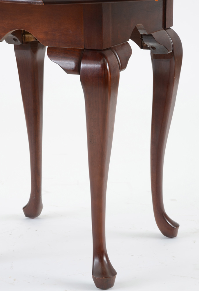 CM Furniture Mahogany Finish Side Table
