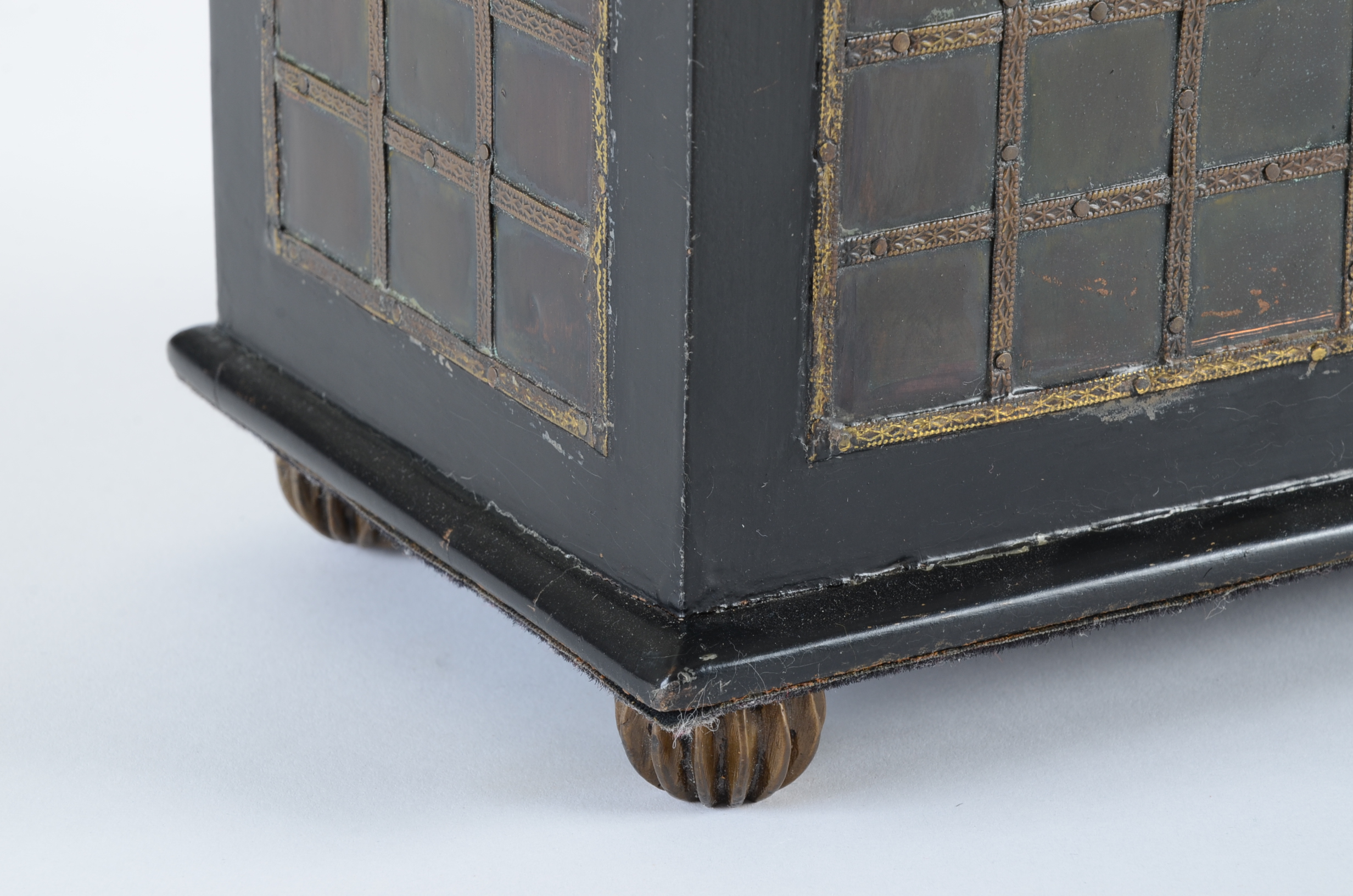 Currey & Company Decorative Table Lamps