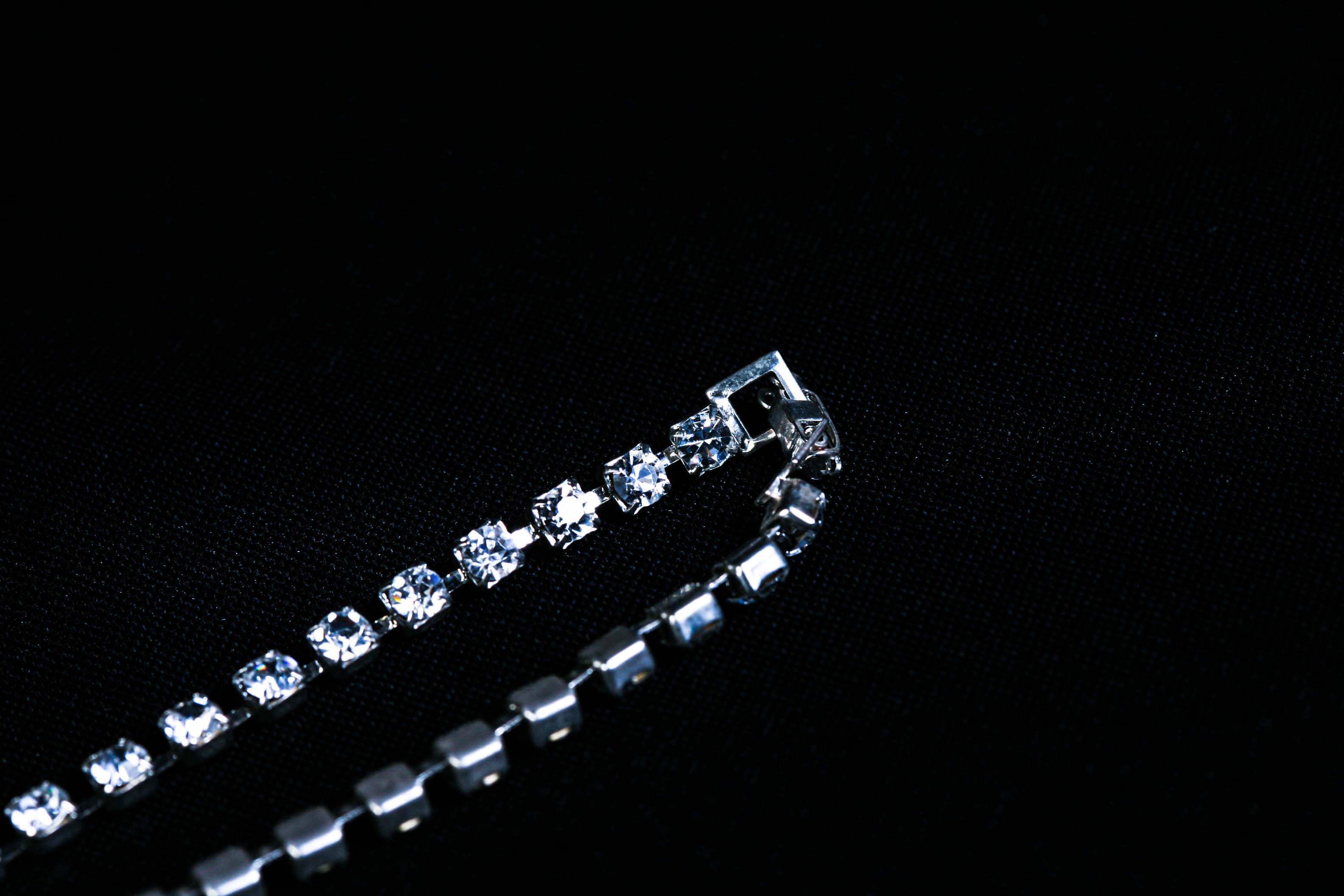 Dangle Rhinestone Necklace