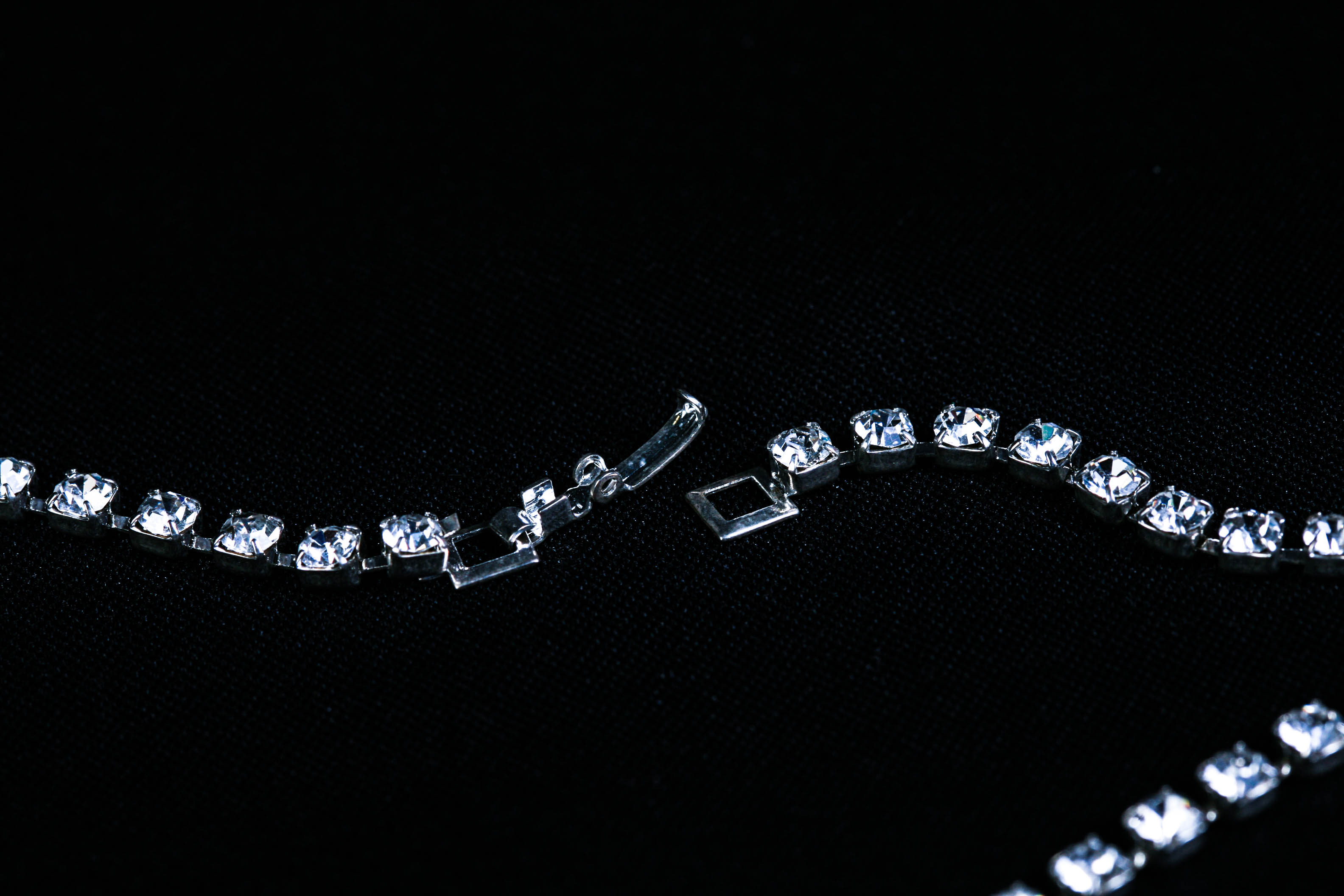 Dangle Rhinestone Necklace