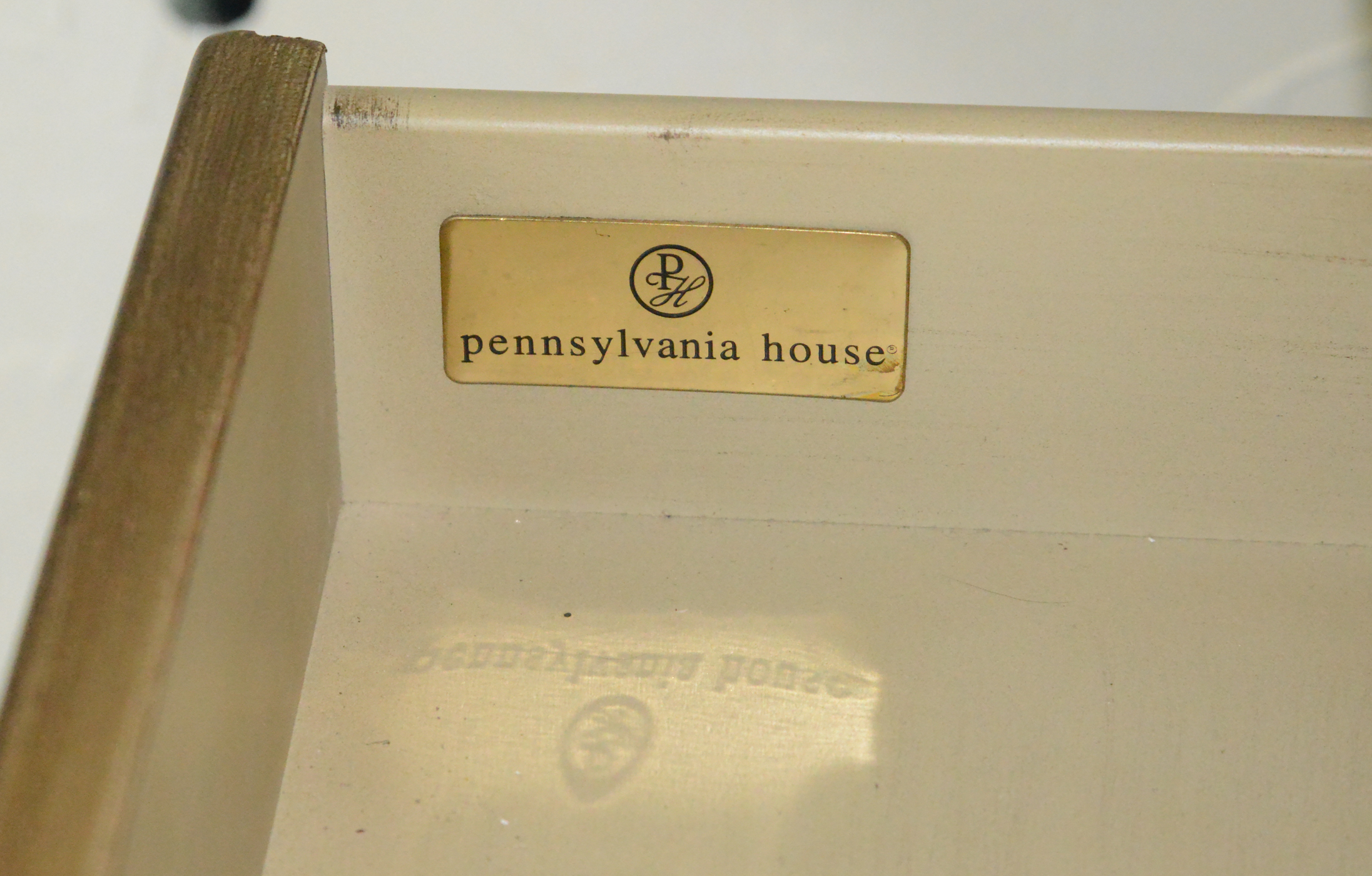 Pennsylvania House Console