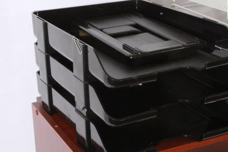 Plastic Storage Trays with Wood Shelf