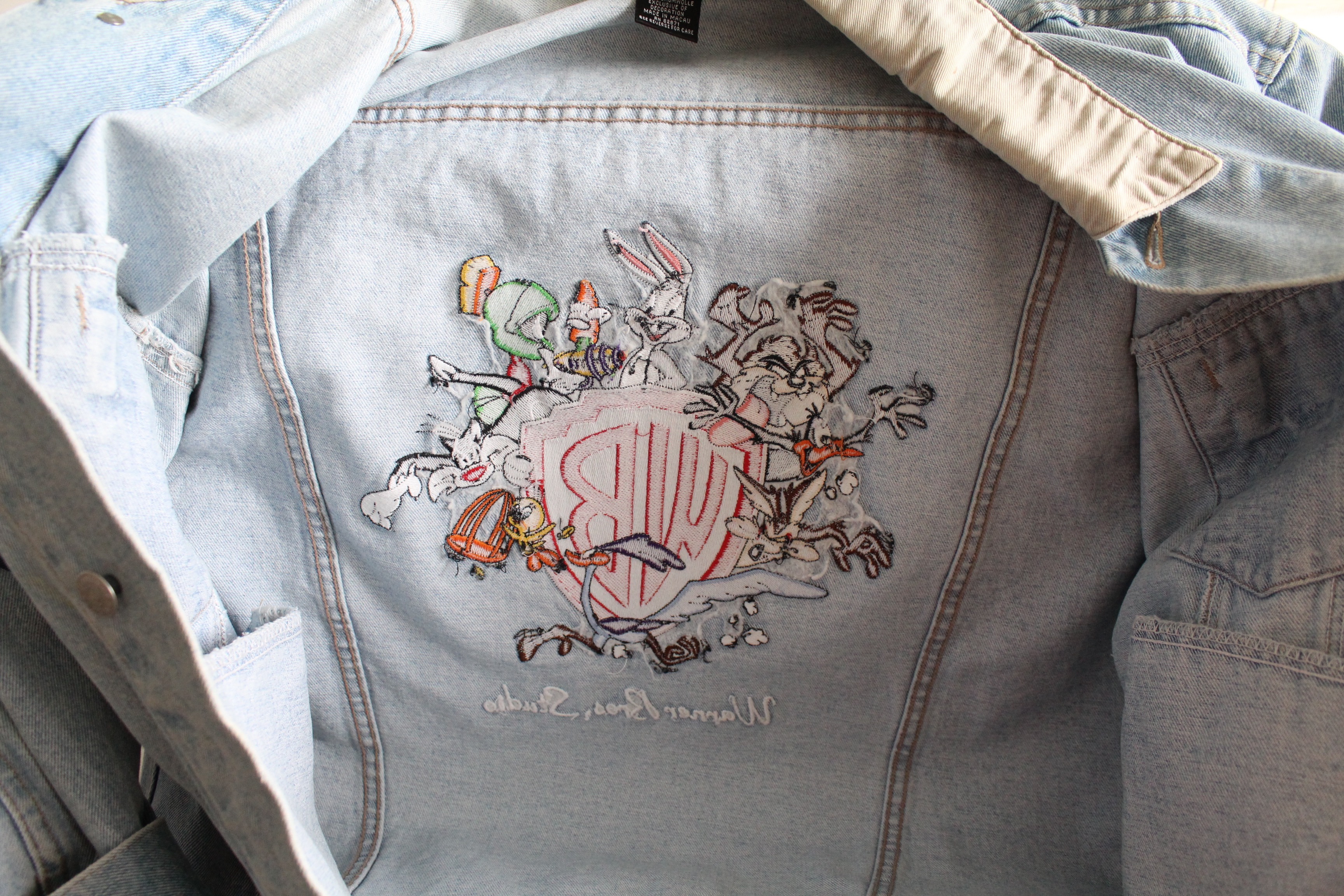 Looney Tunes, Warner Brothers and Disney Collectibles