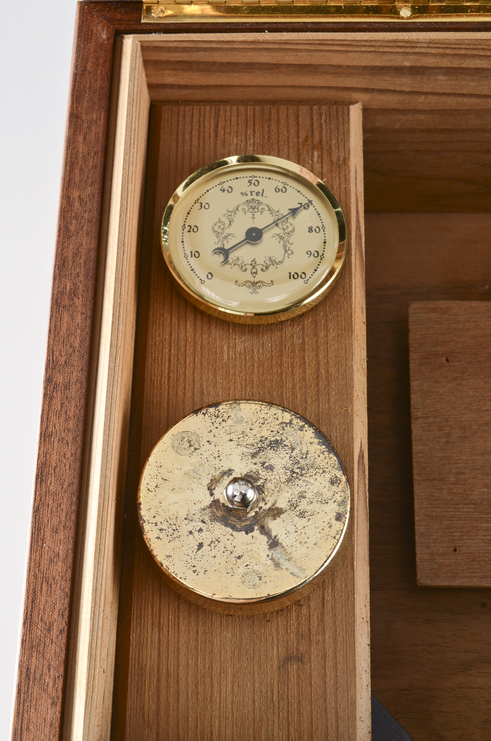 Credo Italian Burled Elm Wooden Humidor