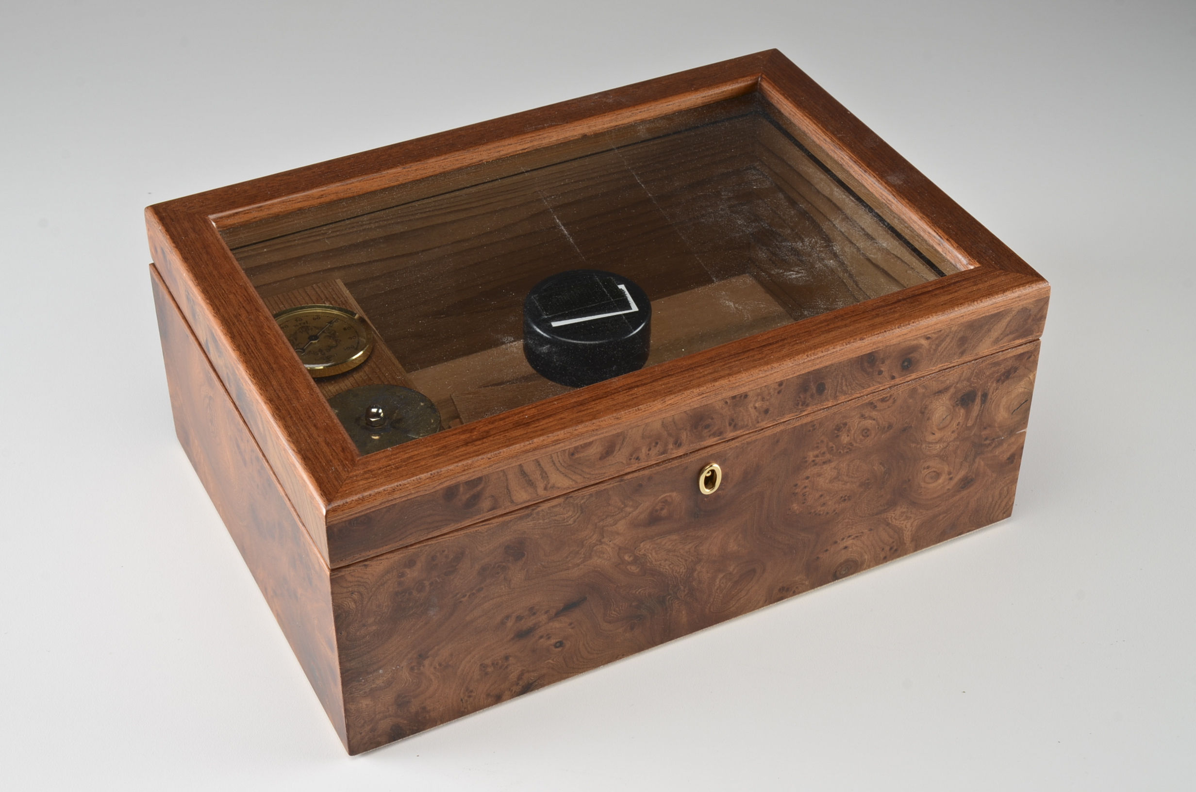 Credo Italian Burled Elm Wooden Humidor