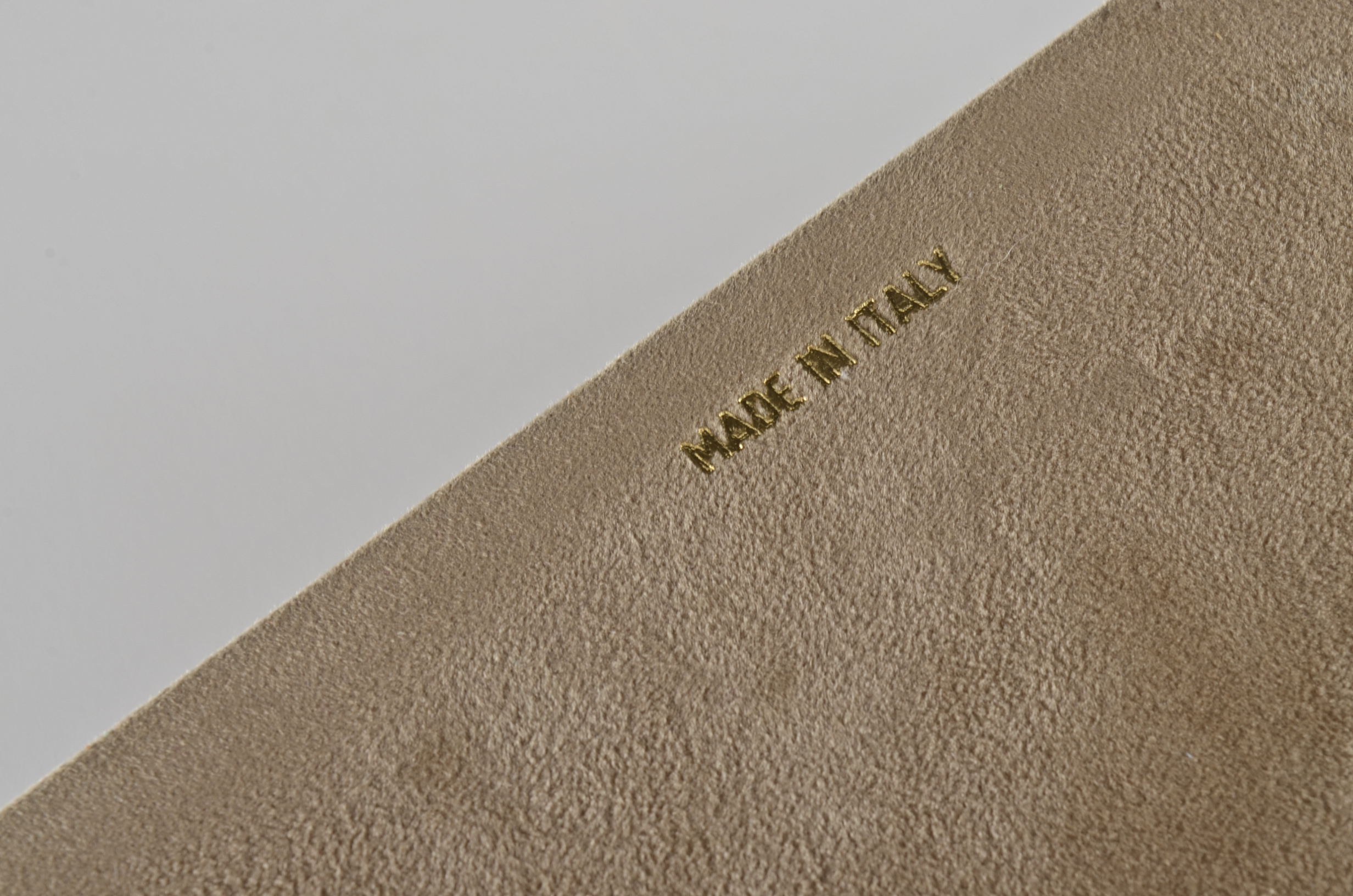 Credo Italian Burled Elm Wooden Humidor