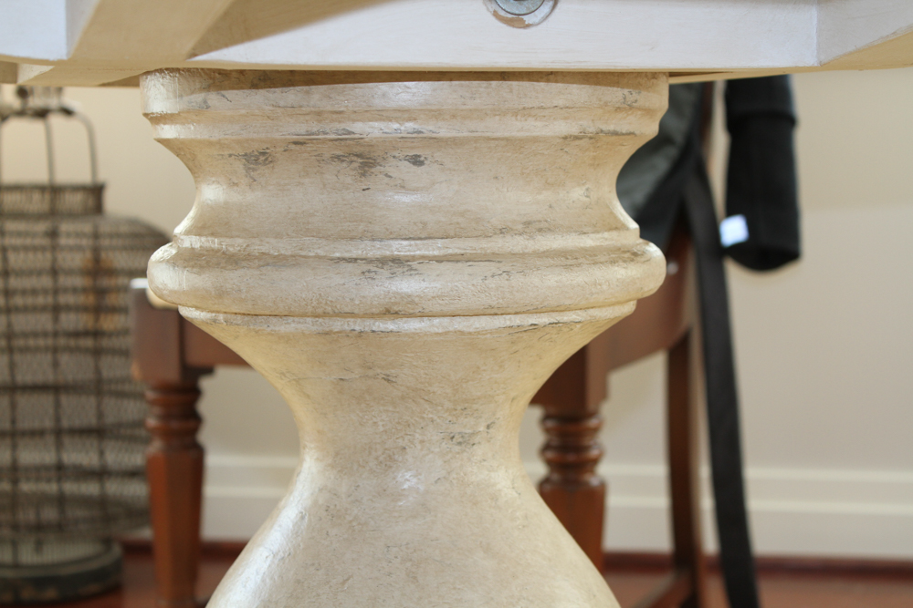 Fine Wooden Pedestal Table