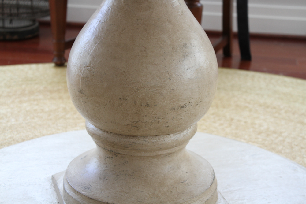 Fine Wooden Pedestal Table