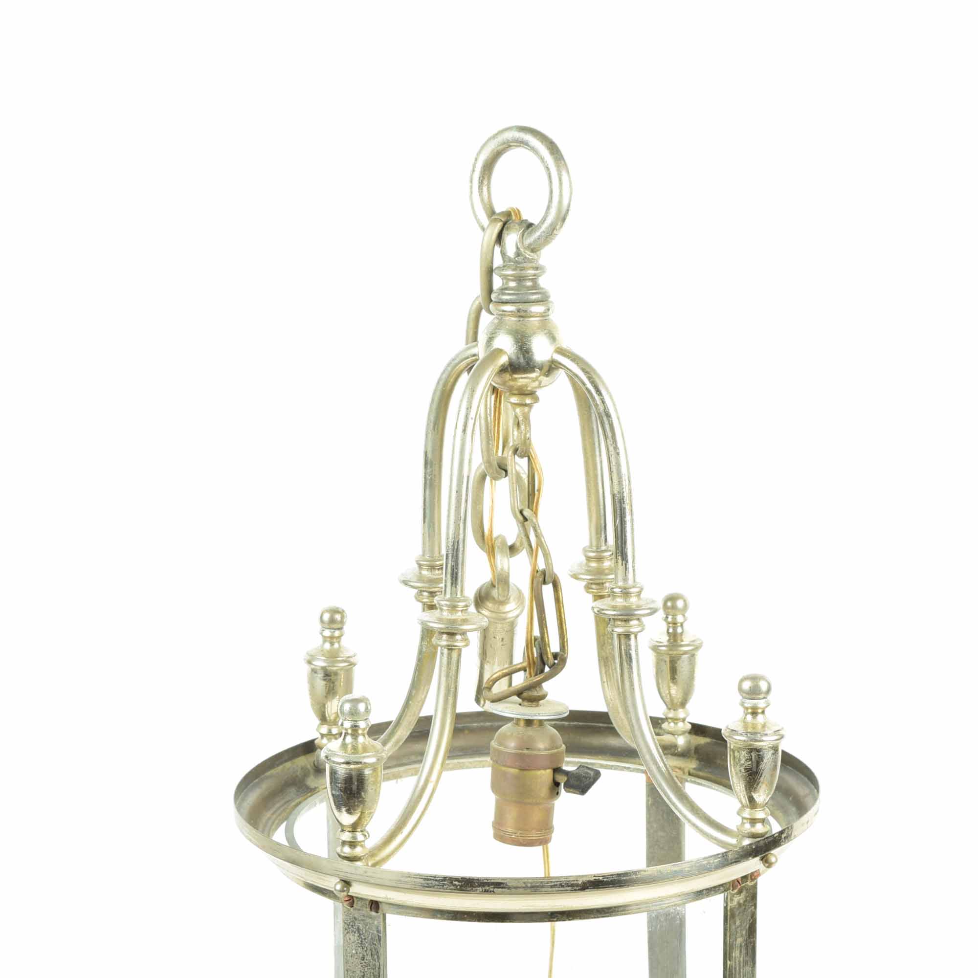 Traditional Style Outdoor Entry Pendant Light