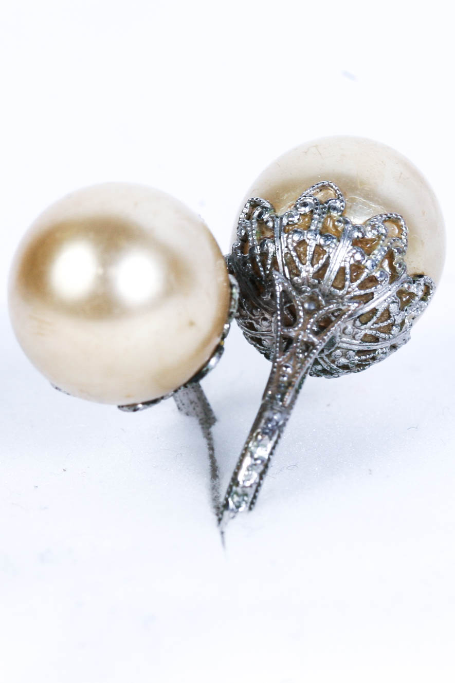 1890 - 1910 Edwardian Blister Mabe Pearl Jabot Stick Pin