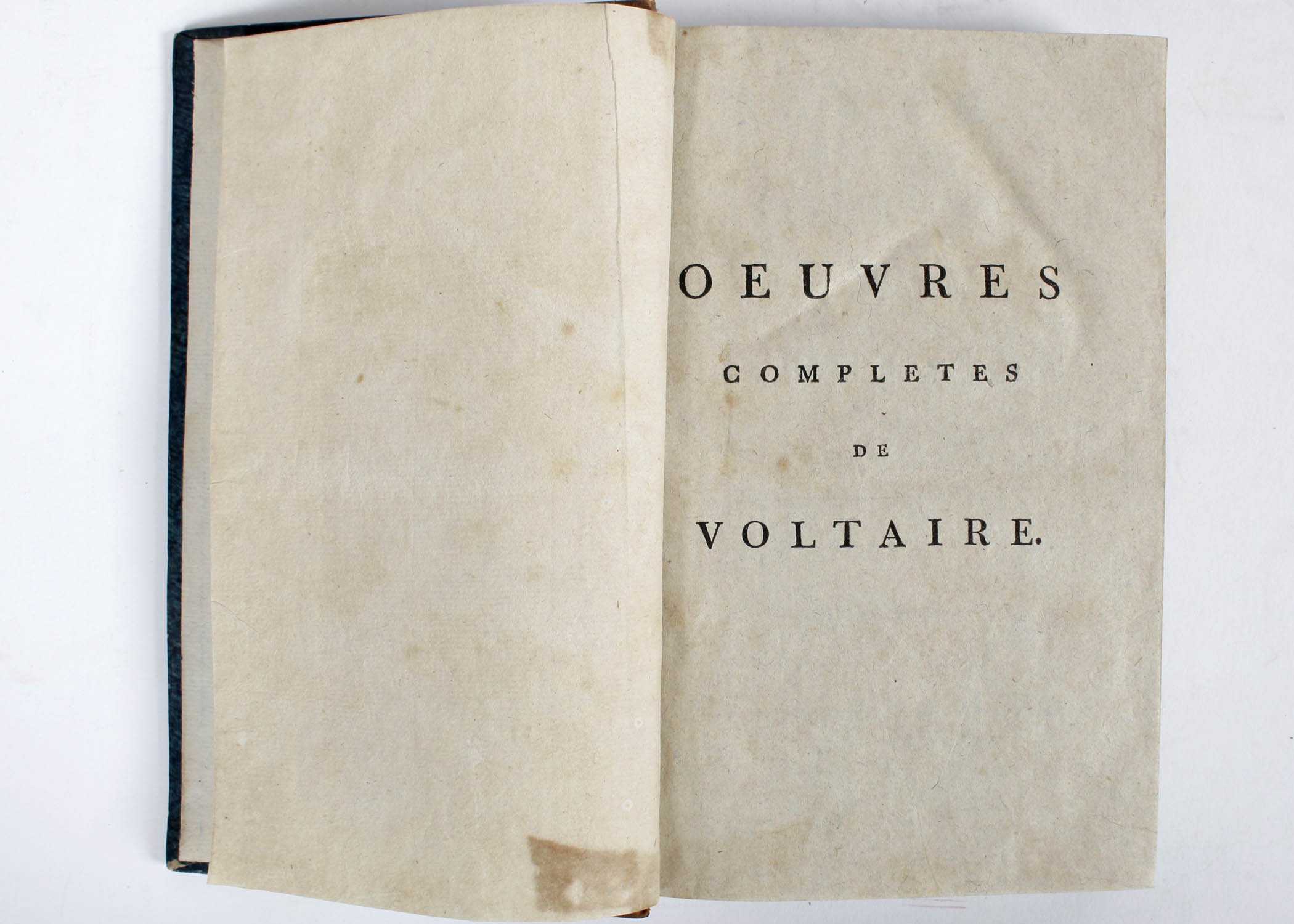 Oeuvres complètes de Voltaire: Physique 31 and Theatre 8