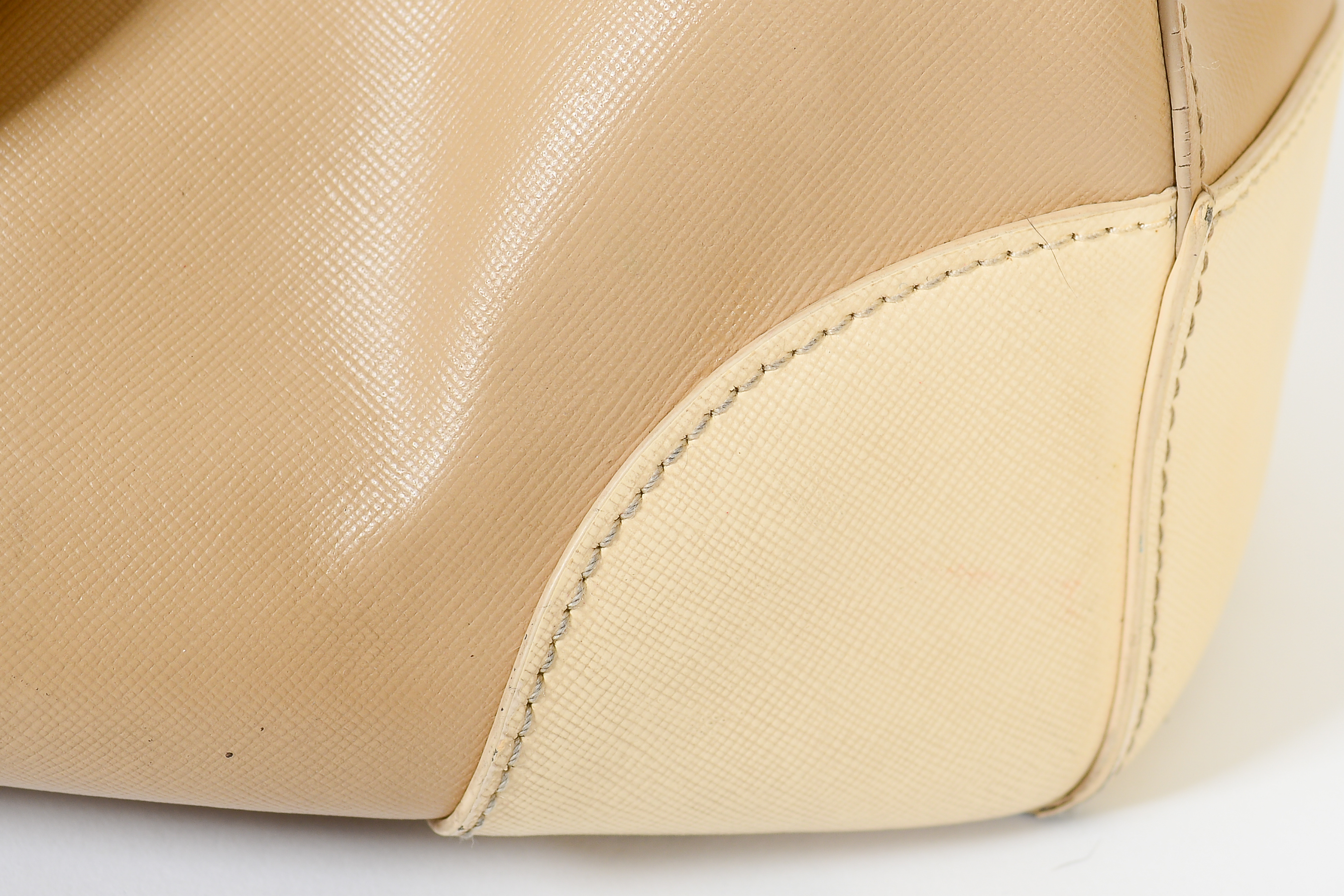 Beige and White Leather Tory Burch Handbag