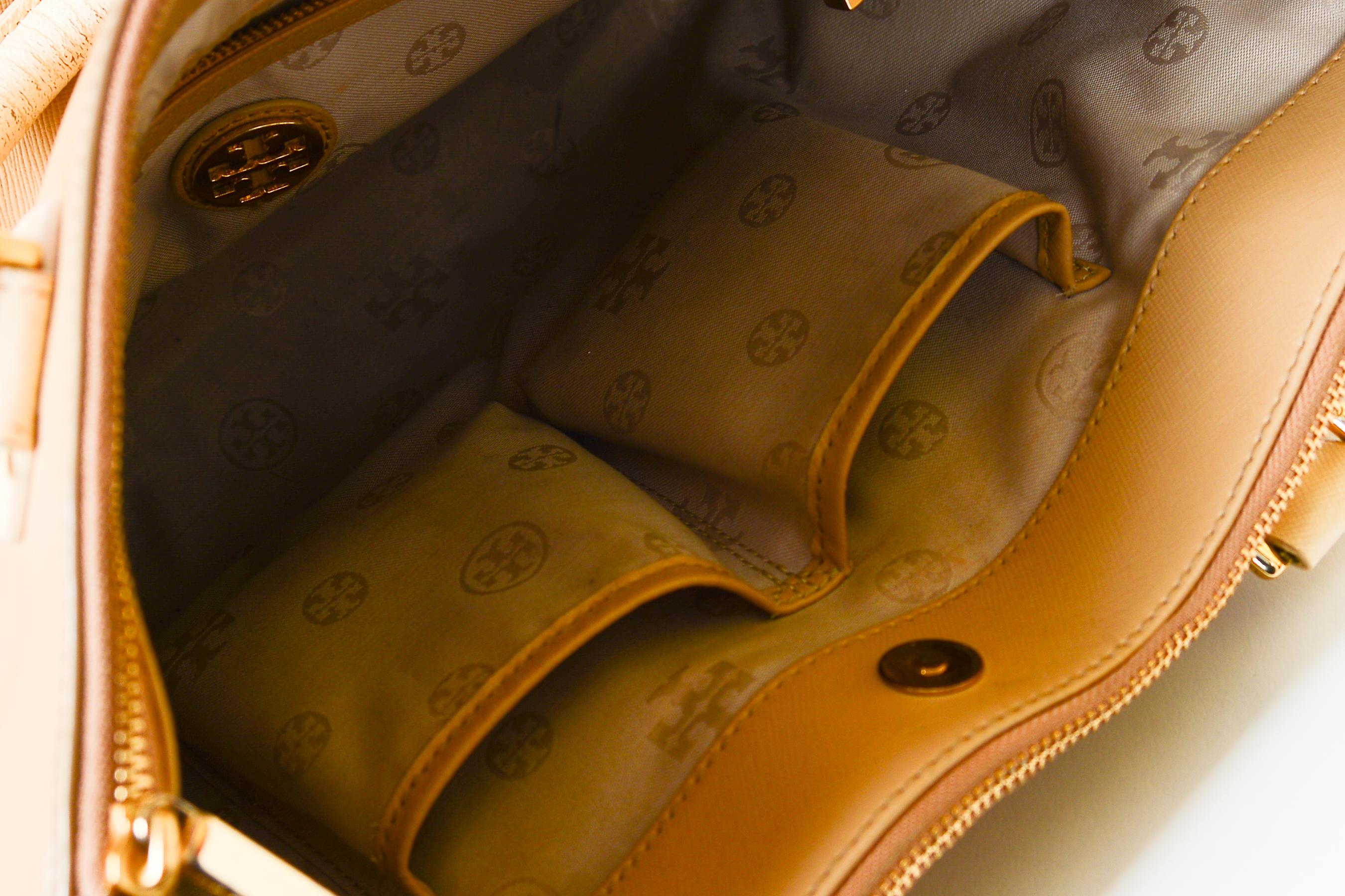 Beige and White Leather Tory Burch Handbag