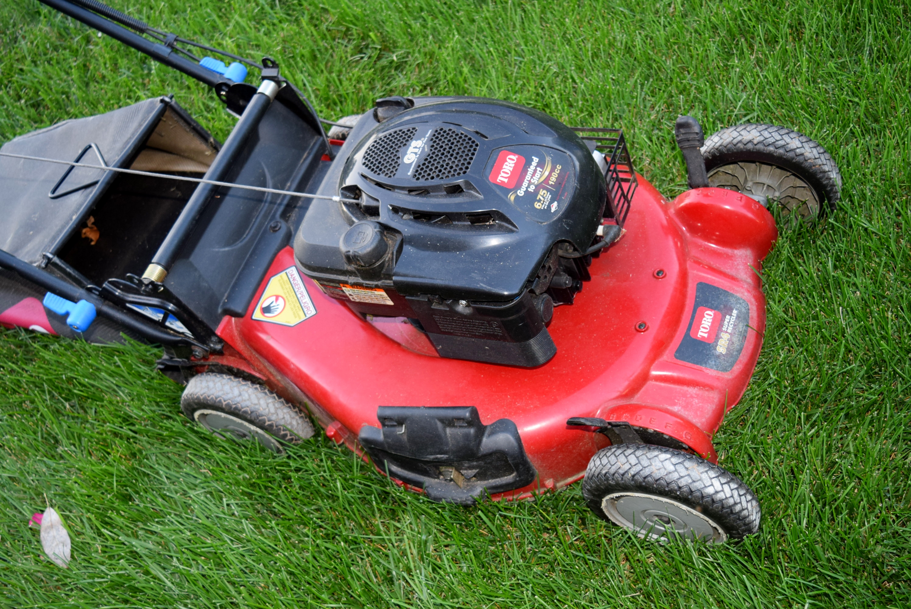 Toro SR4 Super Recycler Self-Propelled Lawn Mower with Bag