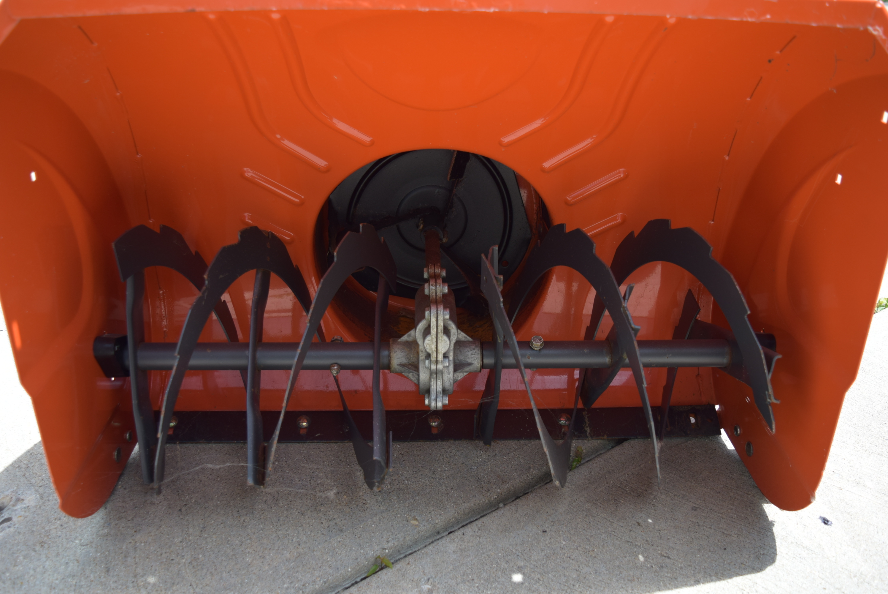 Husqvarna 10530SBE Walk-Behind Snow Thrower