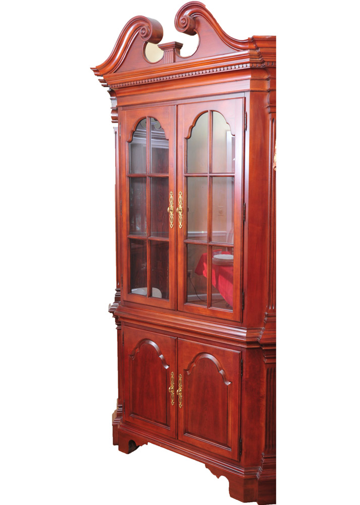 Thomasville Cherry Veneer Corner Cabinet