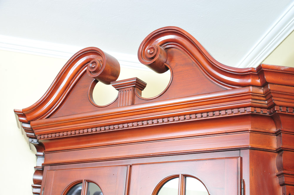 Thomasville Cherry Veneer Corner Cabinet