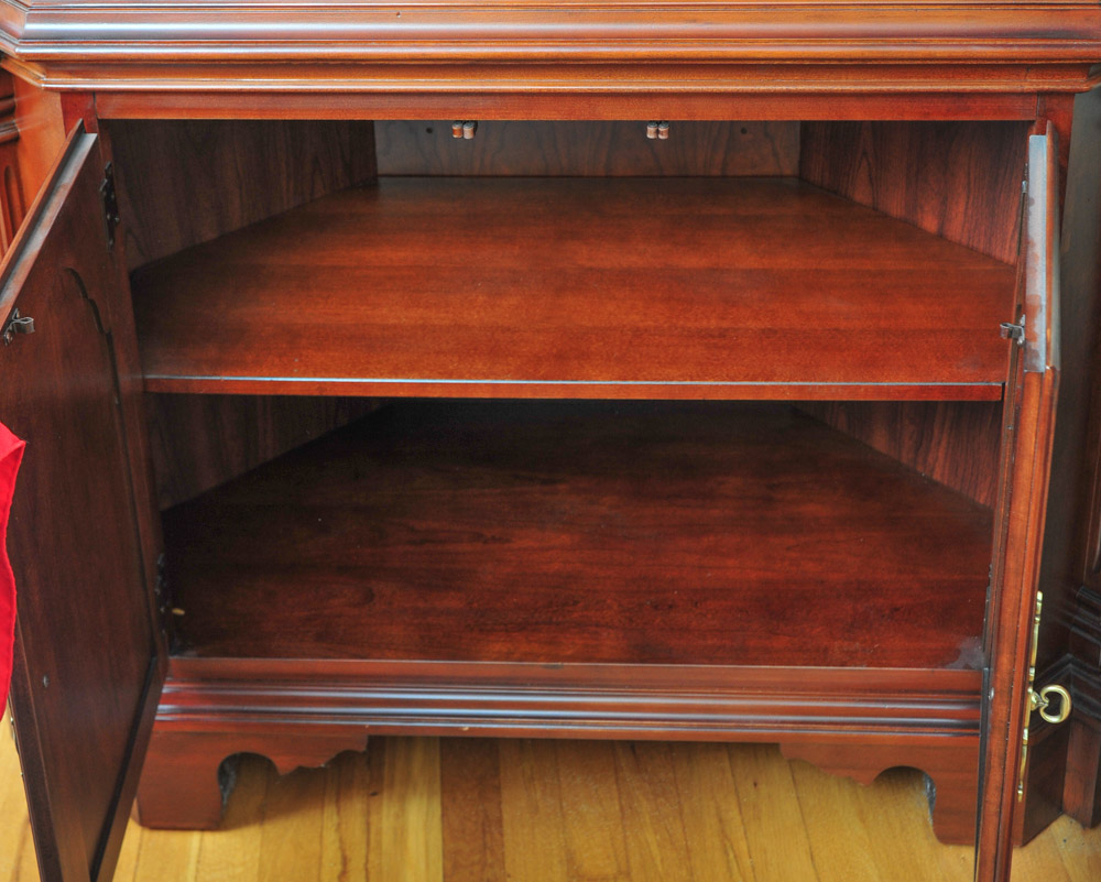 Thomasville Cherry Veneer Corner Cabinet