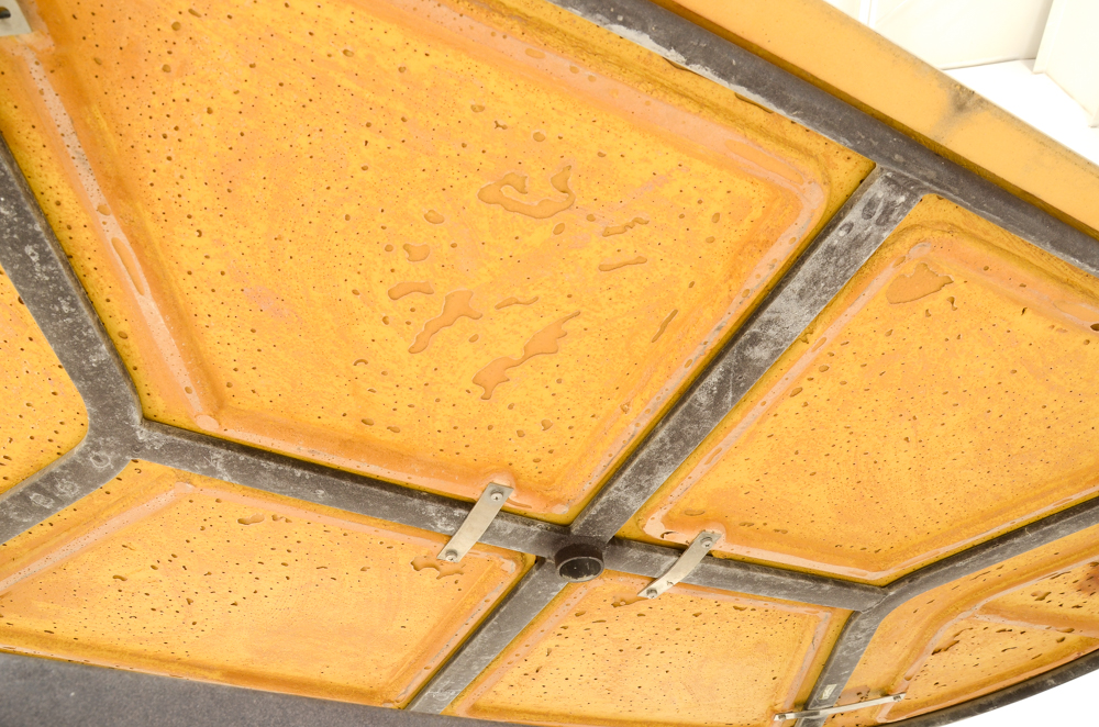 Tropitone Metal Patio Table and Six Chairs