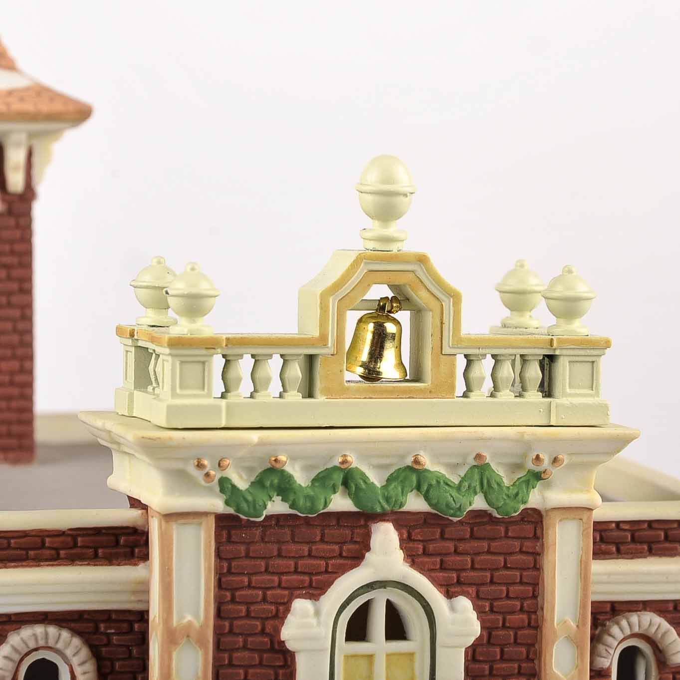 Dept 56 Disney Parks Village Series Disneyland Fire Department #105