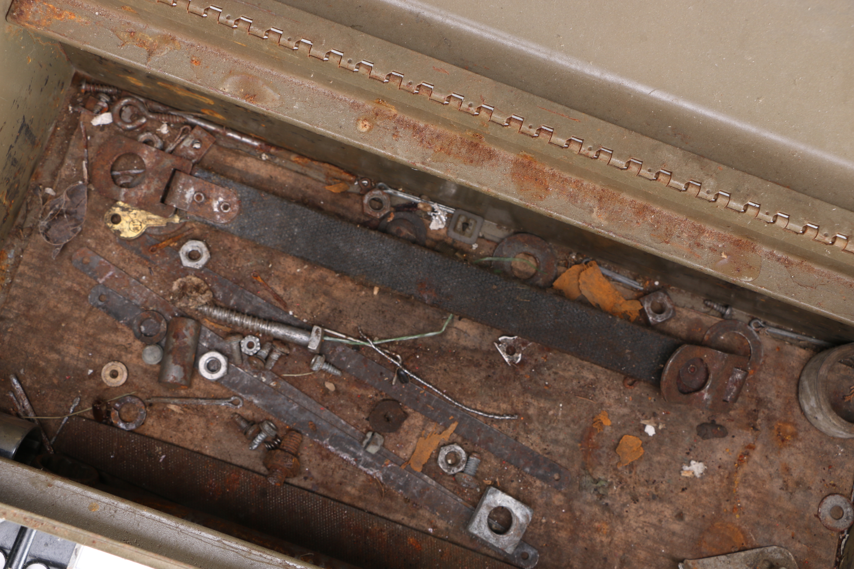 Vintage Park "Model 18H" Tool Box with Various Tools