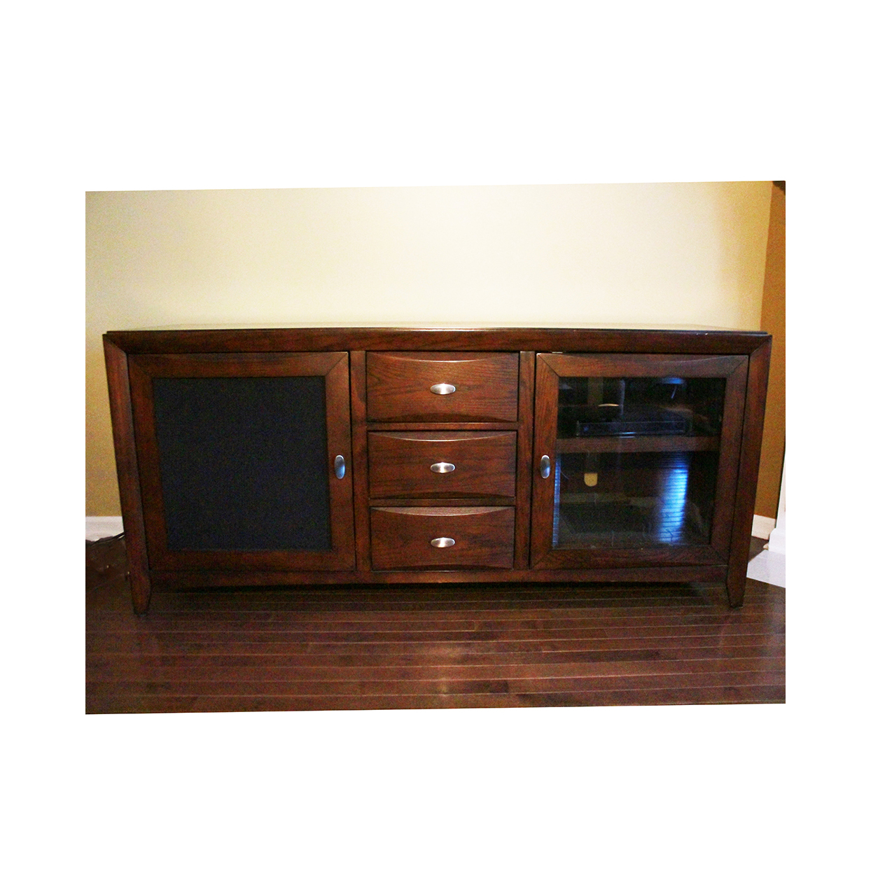 Whalen Furniture Co. Entertainment Cabinet