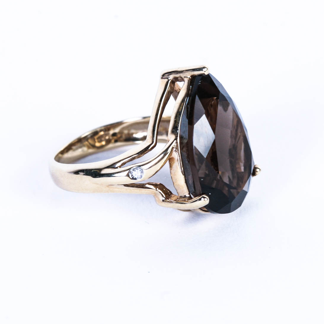 10 KT Gold Pear Cut Faceted Citrine and Moissonite Ring