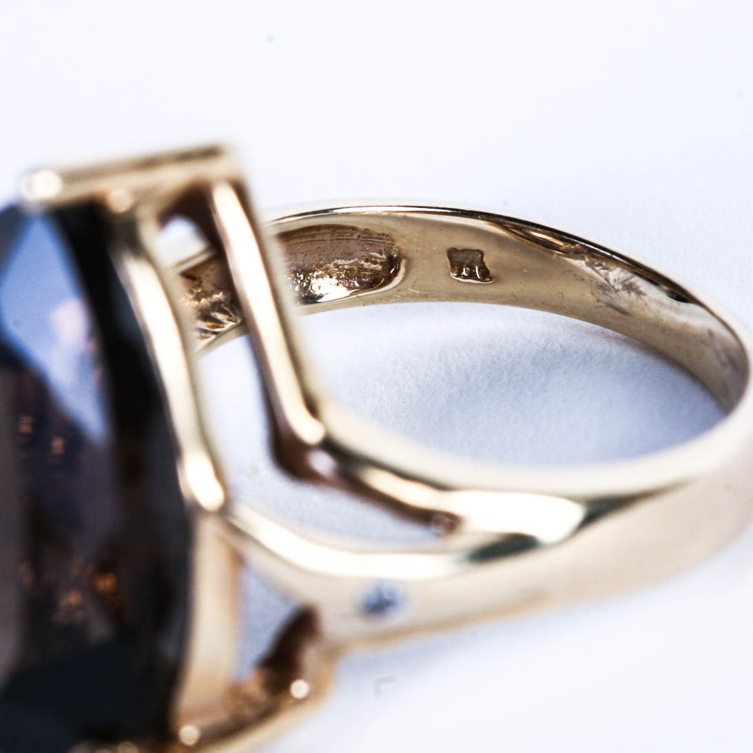 10 KT Gold Pear Cut Faceted Citrine and Moissonite Ring